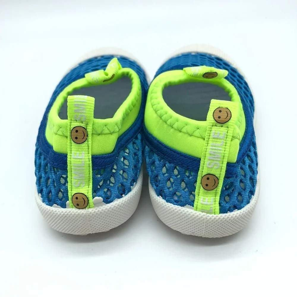 Unbranded smile toddler
